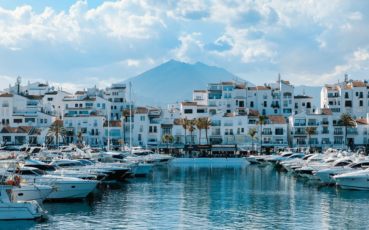 Puerto Banús Port